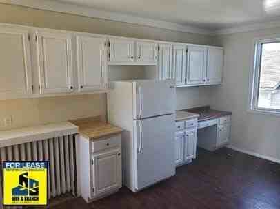 1010A N 9th St - Photo 2 of 8