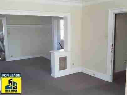 1010A N 9th St - Photo 3 of 8