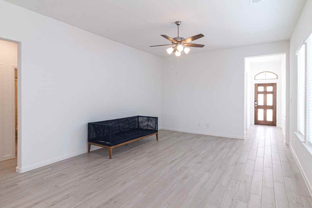 9024 Winding Creek Dr - Photo 2 of 33