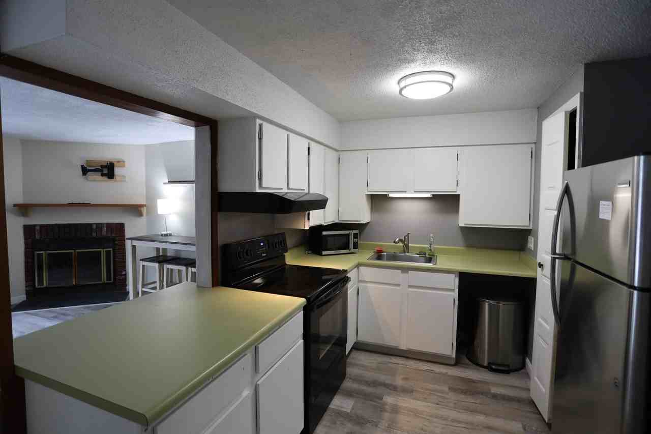 23 Windsor Hill Way - Photo 3 of 6