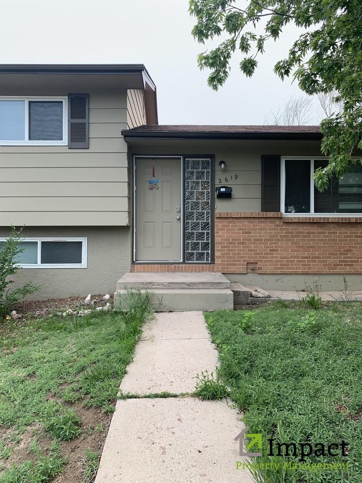 2619 Weir Ave #C - Photo 6 of 14