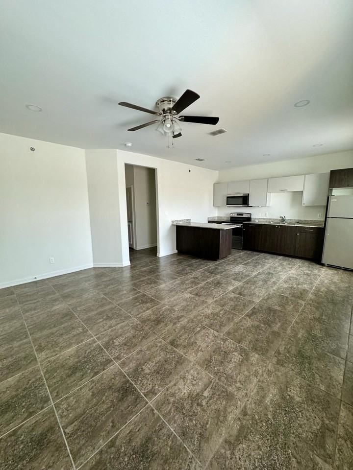 300 Sylvia Handy Dr #108 - Photo 2 of 7