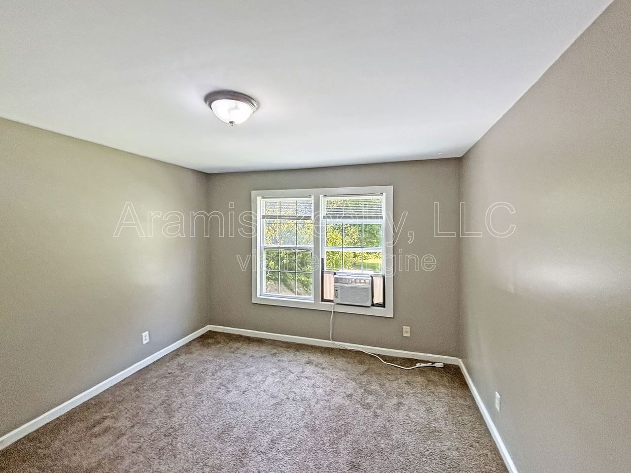 394 Allgood Rd Ne - Photo 4 of 8