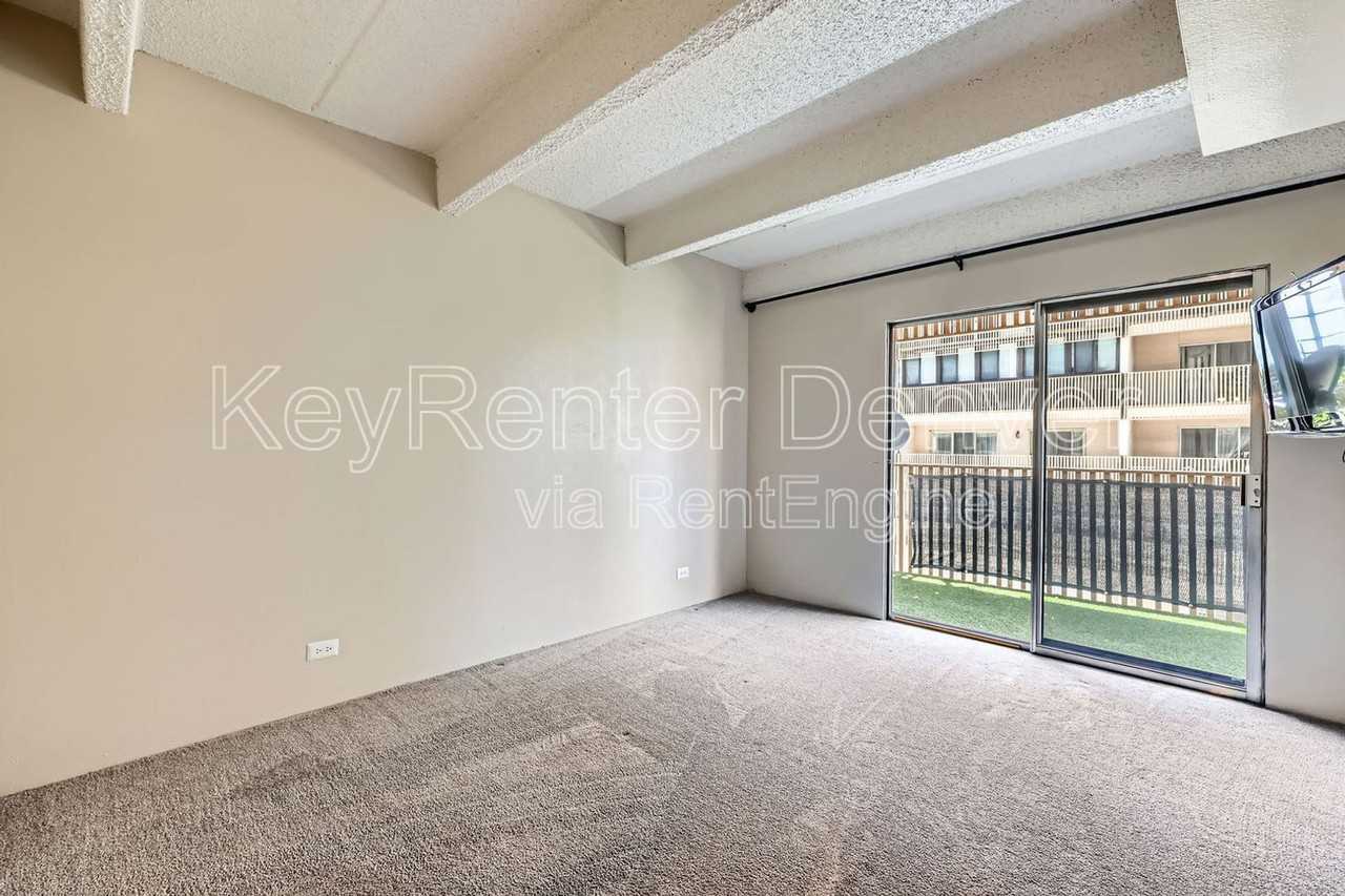 8060 E Girard Ave #605 - Photo 5 of 12