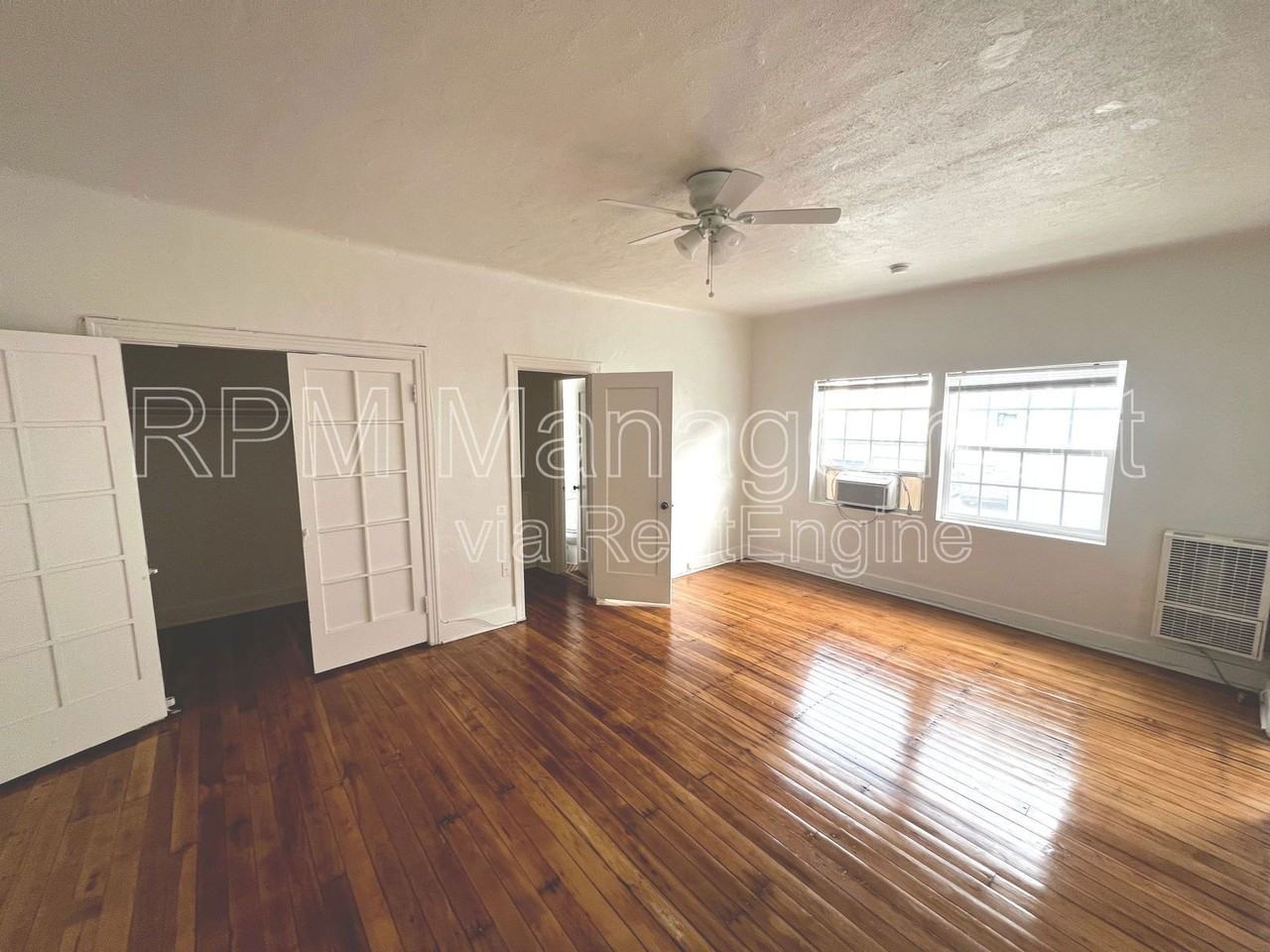 1740 Winona Blvd #108
