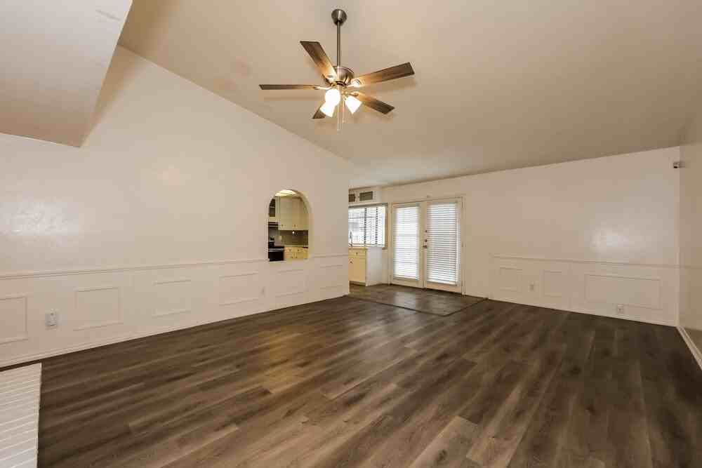 2117 Blue Ridge Trl - Photo 3 of 16