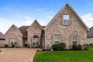 featured image of 2647 Champion Hills Dr