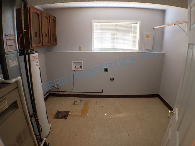 23010 Se Naomi Ct - Photo 3 of 32