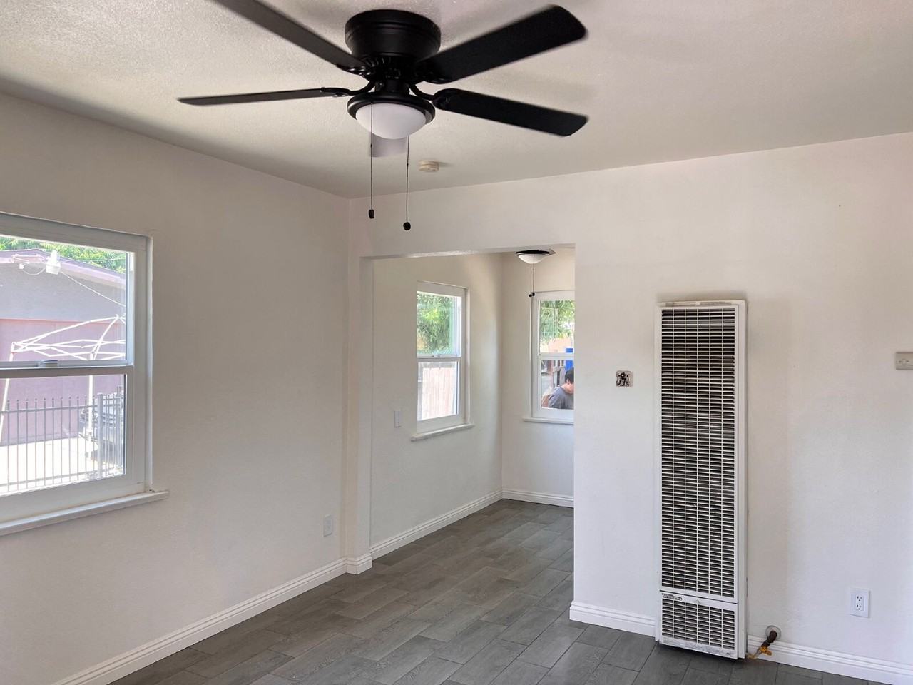 139 N L St - Photo 2 of 13