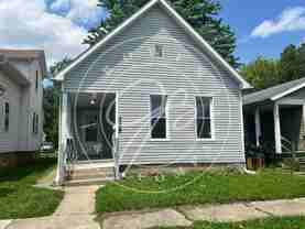325 E Streicher St - Photo 1 of 1