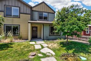 featured image of 1243 S Division Ave