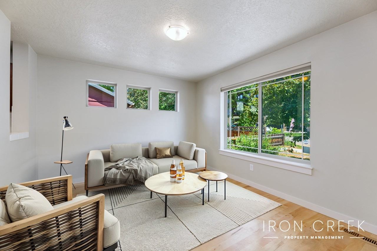 1243 S Division Ave - Photo 2 of 15