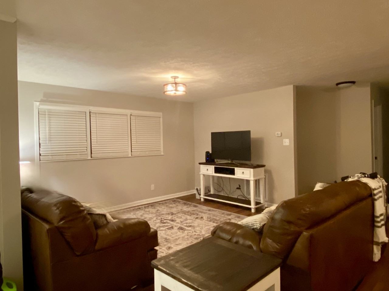 1011 Midway St #NA - Photo 2 of 11