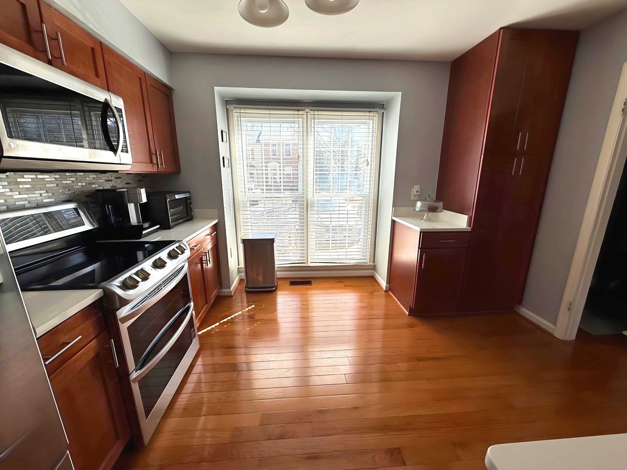 4324 Gypsy Ct #NA - Photo 7 of 33