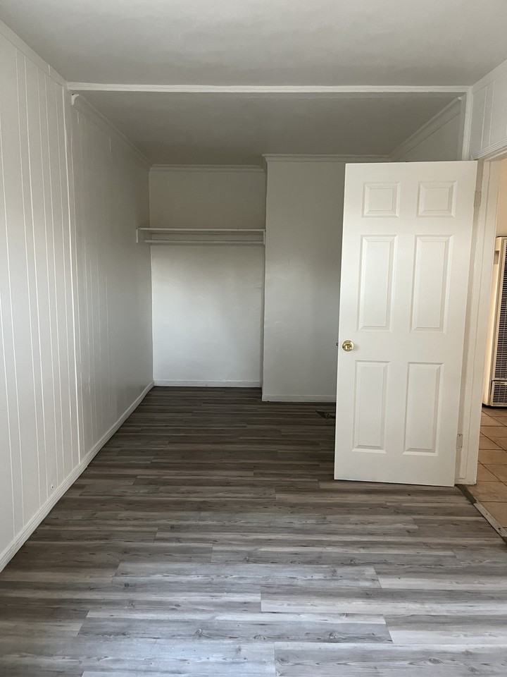 3605 Caspian Ave #NA - Photo 2 of 5