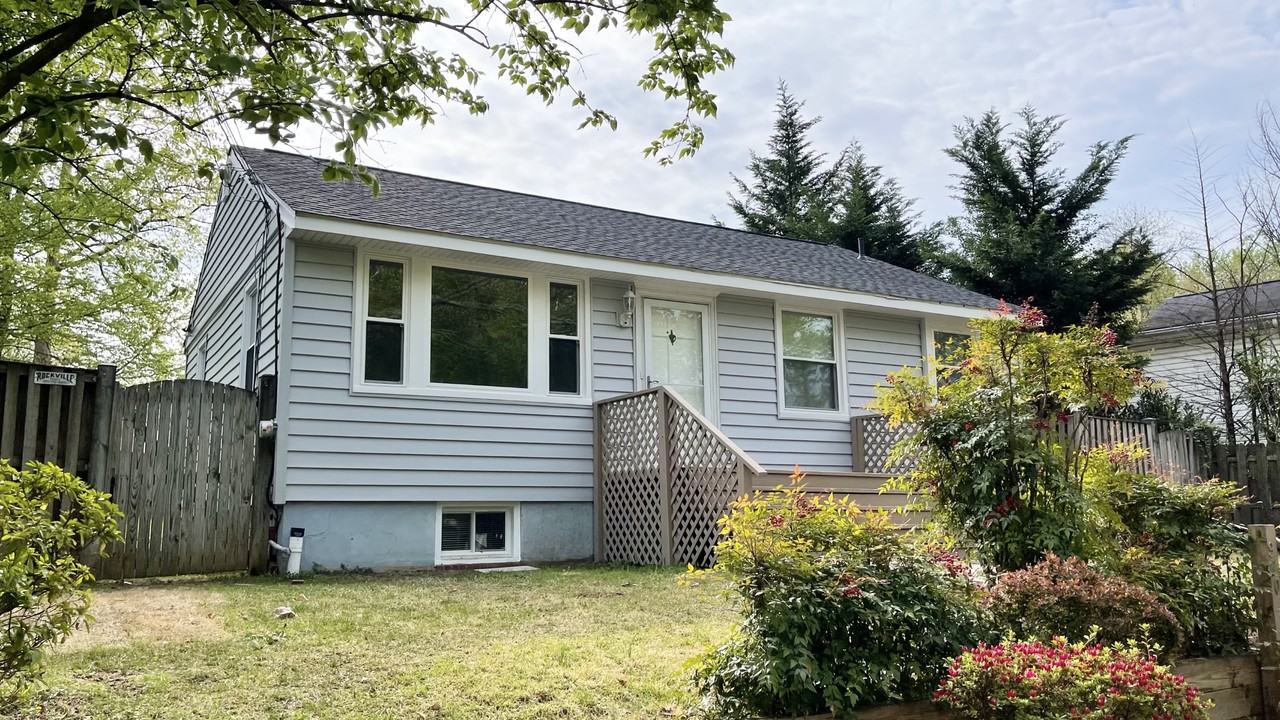 9701 Montauk Ave - Photo 2 of 27