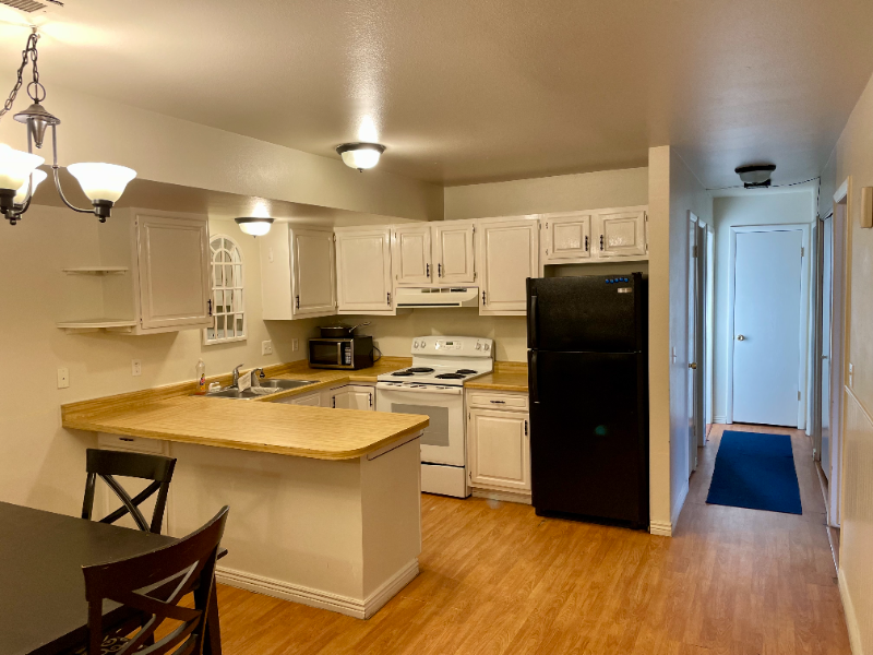 1710 Hickory Lane - Photo 3 of 17