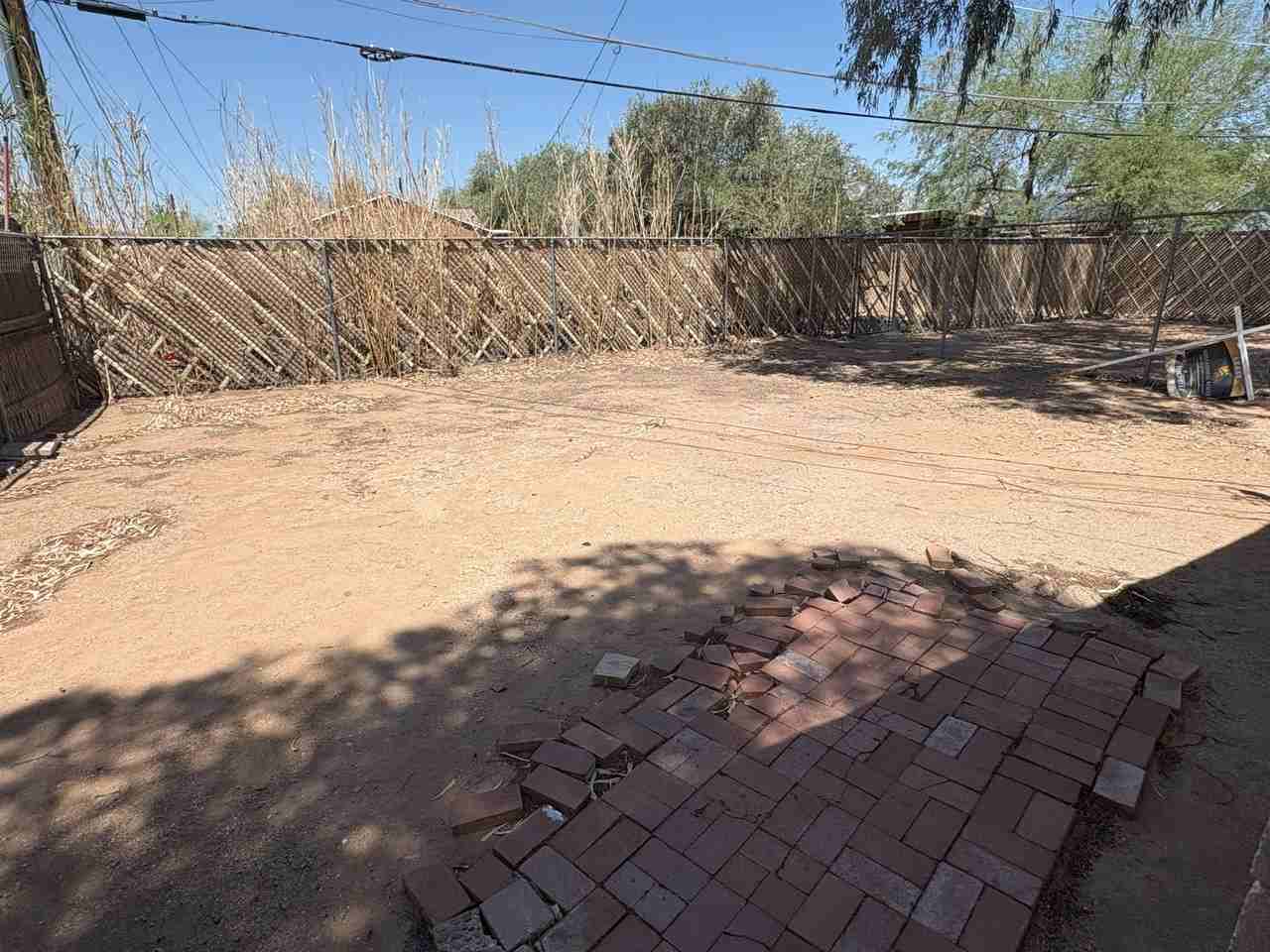 2201-2211 N Madelyn Avenue - Photo 4 of 12