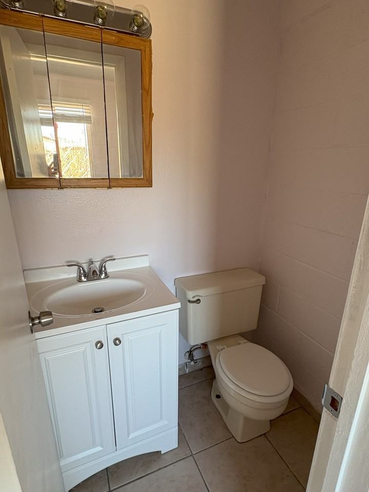 2201-2211 N Madelyn Avenue - Photo 5 of 12