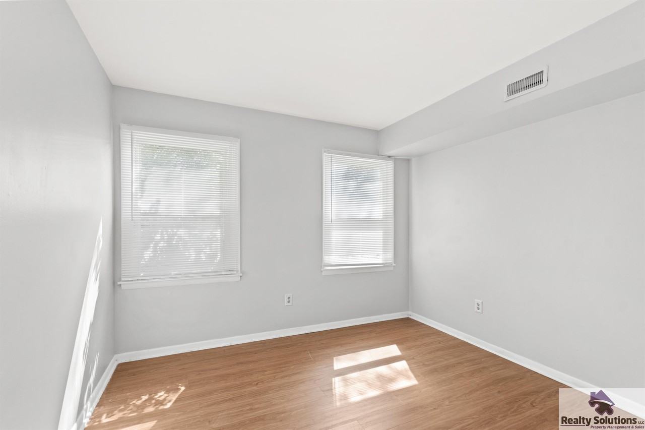 53 Egbert Street - Photo 3 of 49