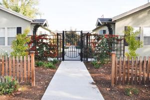 featured image of 230 North Glenn Avenue