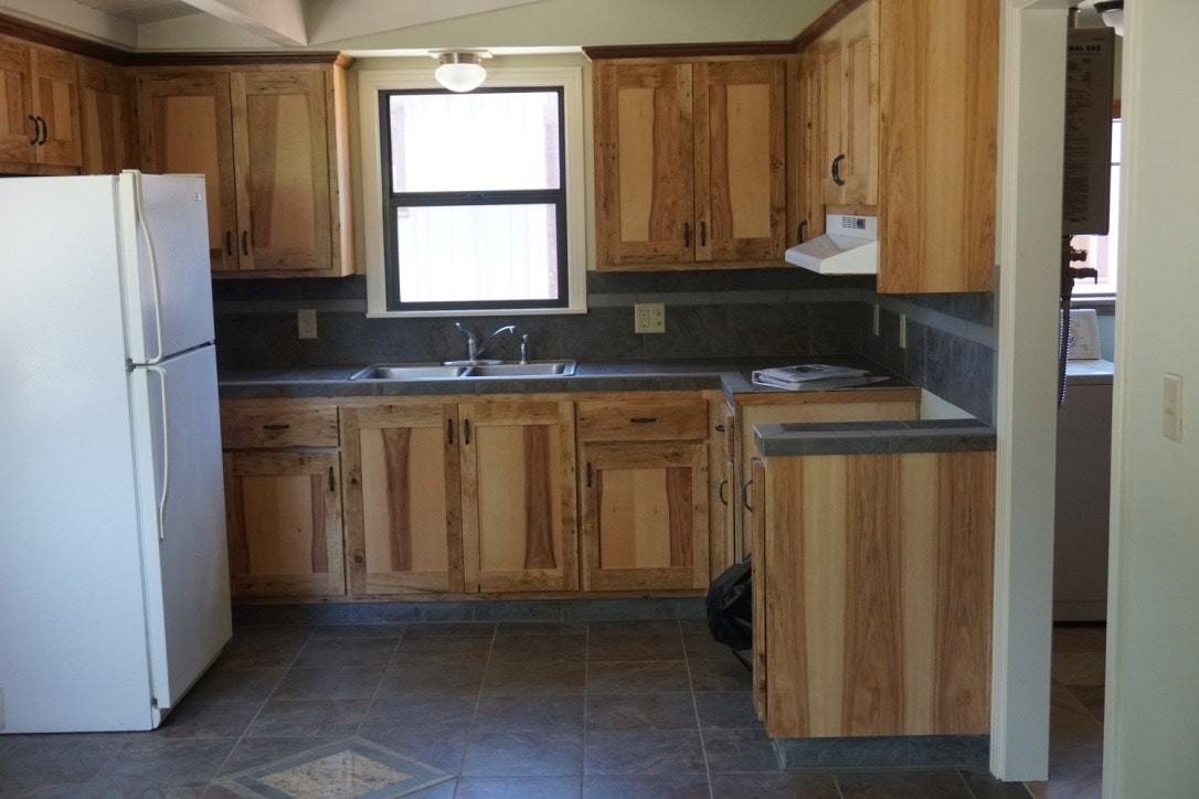 141 Beverly Drive, Unit A - Photo 2 of 9