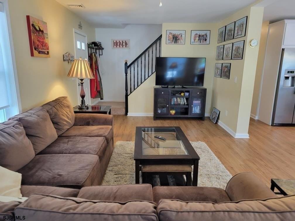 14 N Monroe Ave - Photo 3 of 36