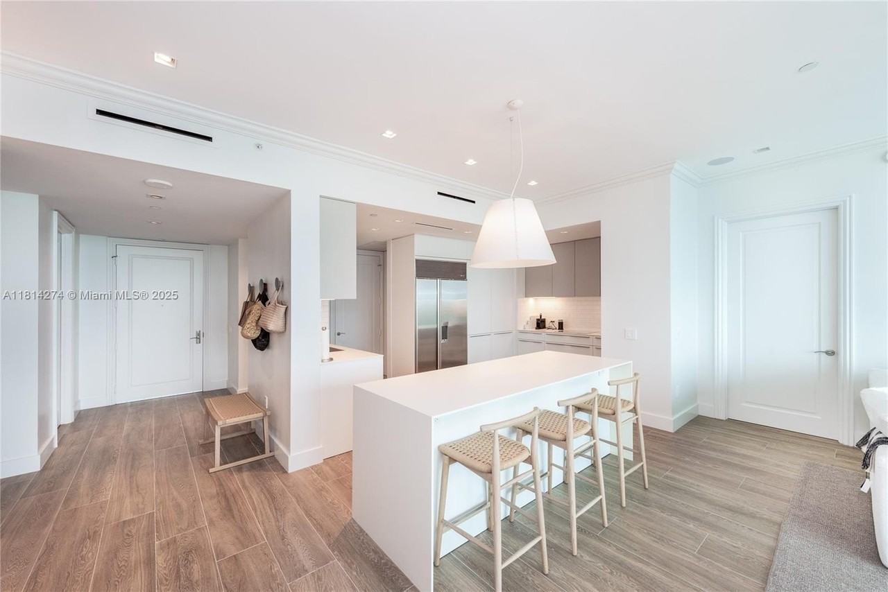 10295 Collins Ave #2506 - Photo 5 of 28