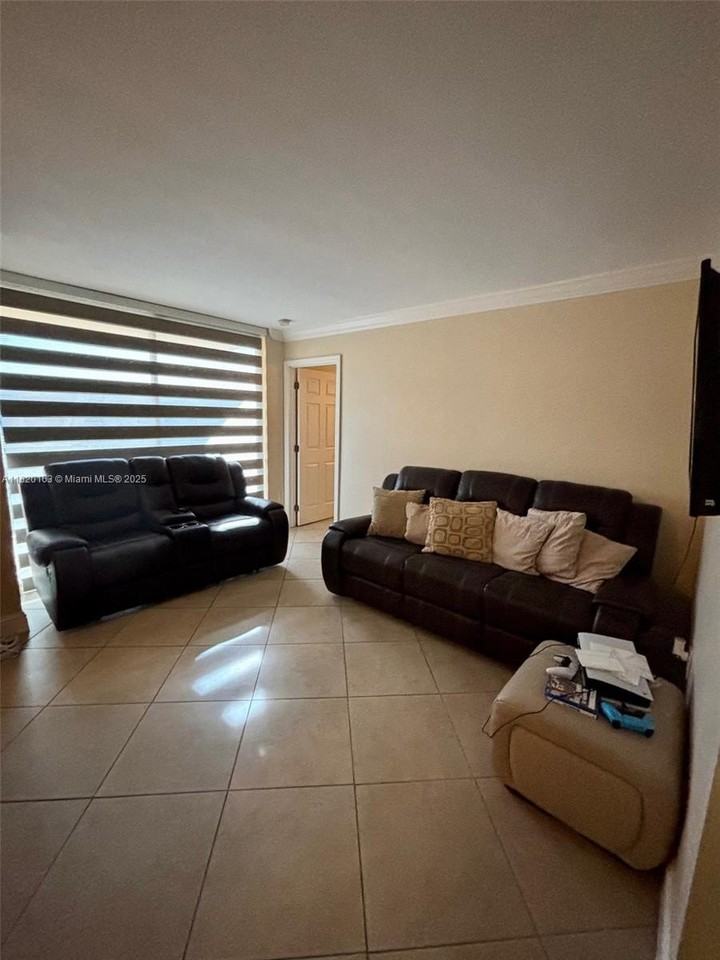 11750 Sw 18th St #514-1 - Photo 4 of 20