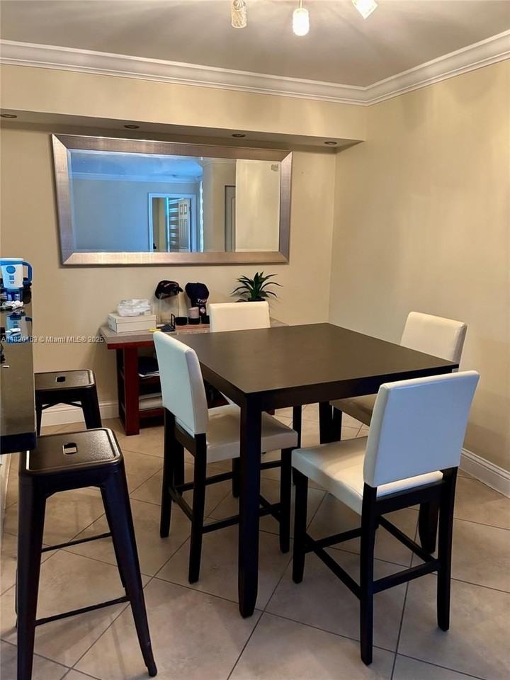 11750 Sw 18th St #514-1 - Photo 5 of 20