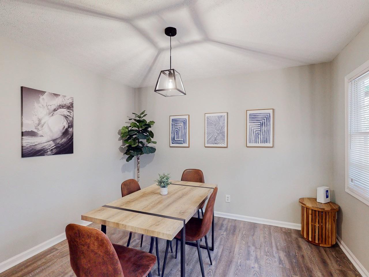 Greenway Dr - Photo 5 of 8