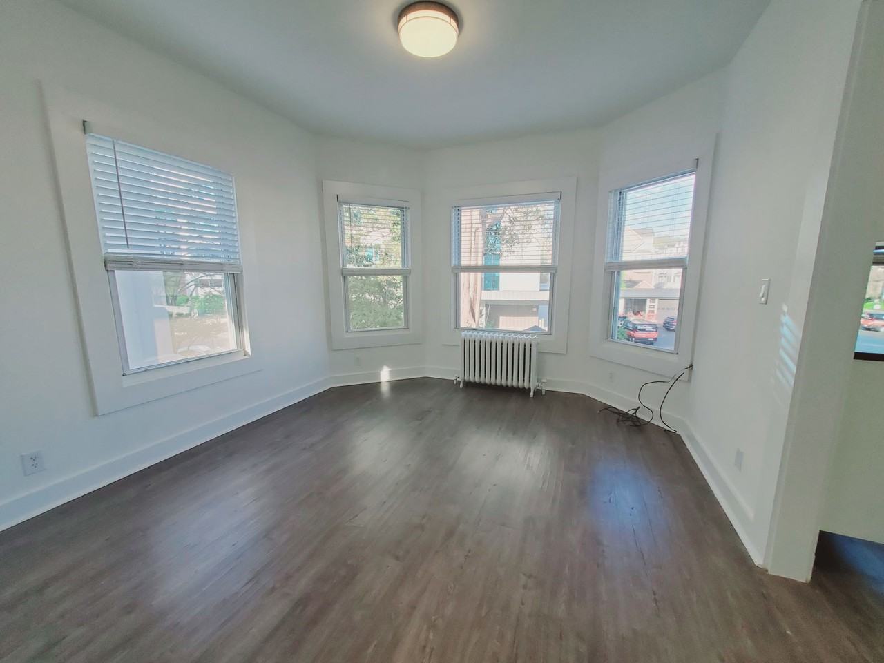 1462 Summer St #2 - Photo 4 of 5