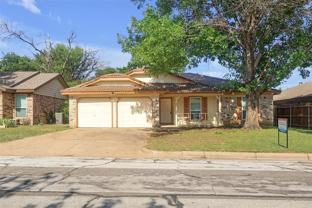 7409 Meadow Creek Dr - Photo 1 of 1