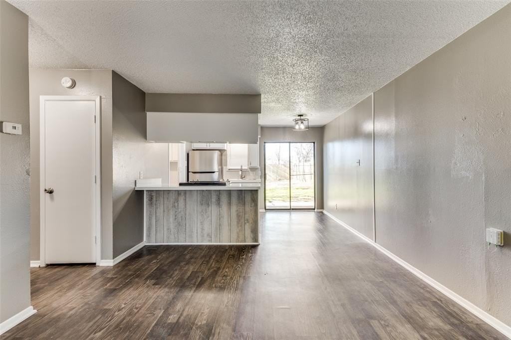 3126 Hunter St - Photo 6 of 21