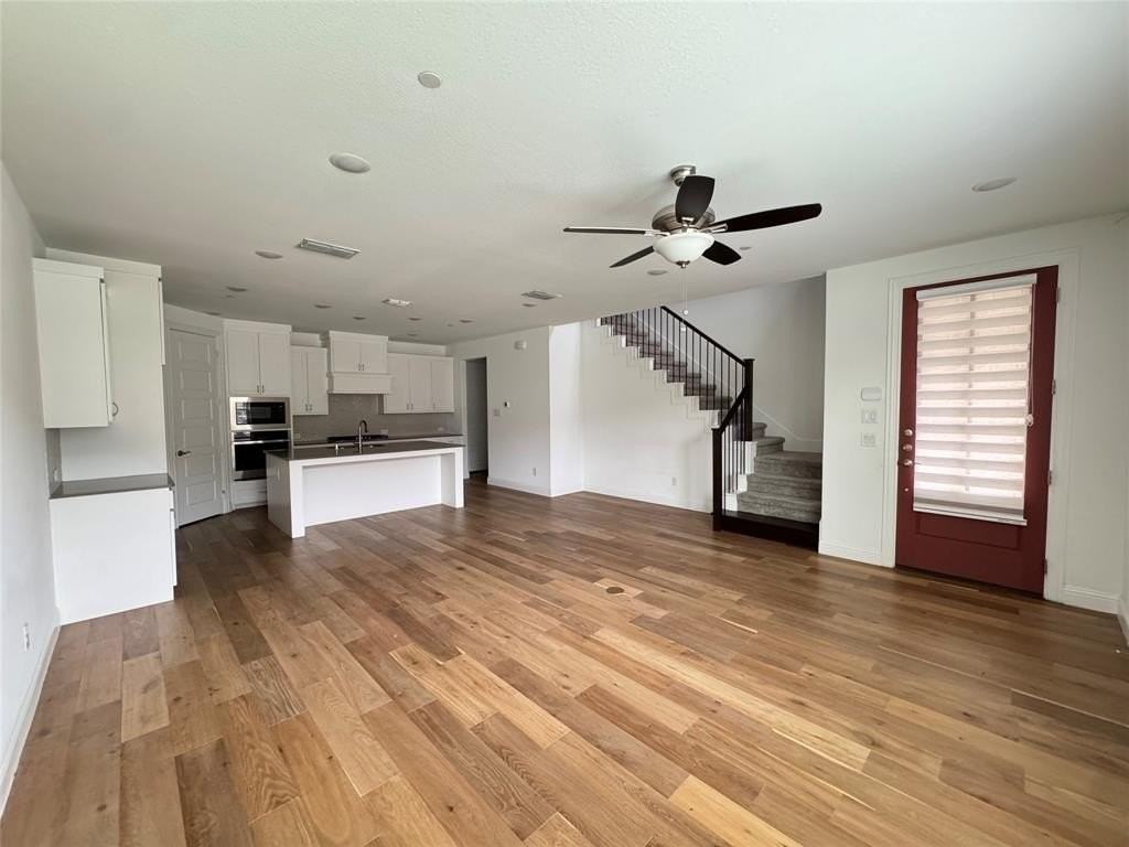 1951 Sweetwater Ln - Photo 5 of 23