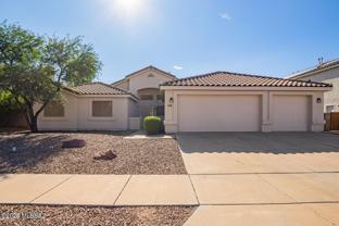 638 S Sierra Nevada Dr - Photo 1 of 1