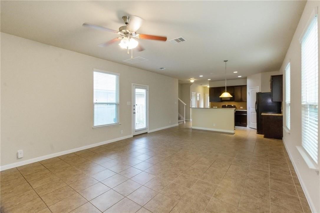 929 Alamo Plaza Dr - Photo 5 of 26