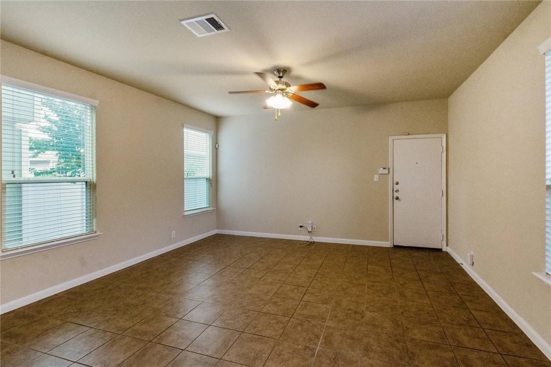 929 Alamo Plaza Dr - Photo 6 of 26