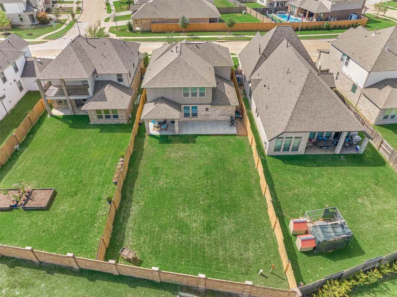 15846 Weston Ridge Dr - Photo 3 of 45