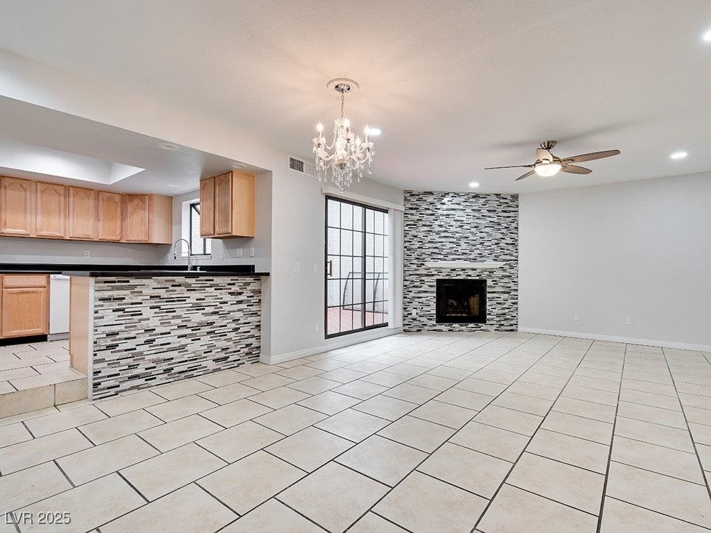 4943 Schumann Dr - Photo 4 of 25