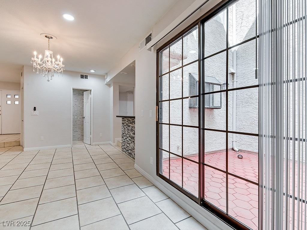 4943 Schumann Dr - Photo 6 of 25