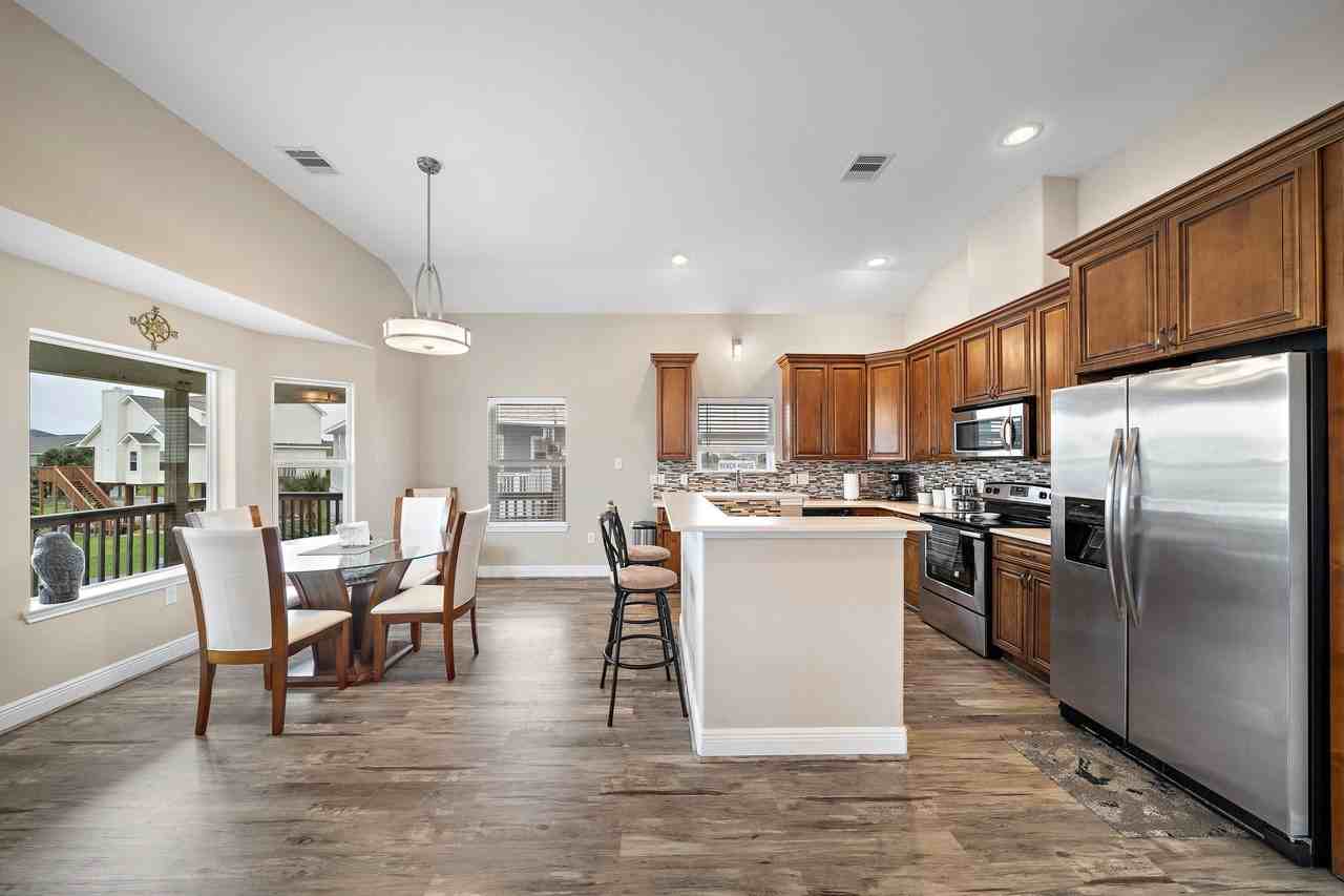 3902 Pirates Beach Boulevard Ct - Photo 3 of 16