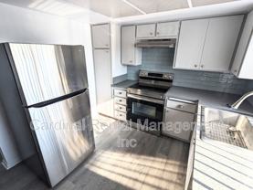 917 Cabrillo Dr - Photo 1 of 1