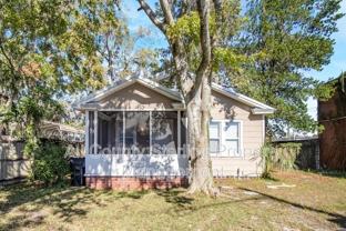 702 Nw 2nd Ave - Photo 1 of 1