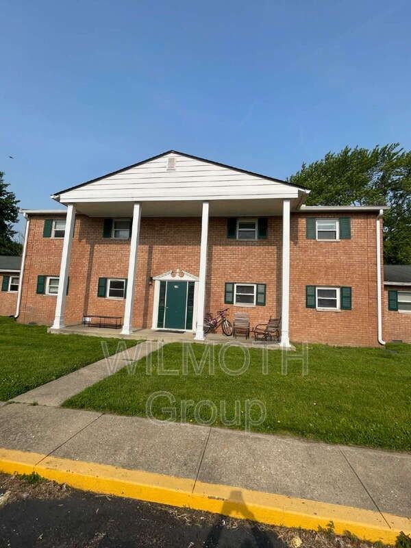 1410 E Jefferson St #11