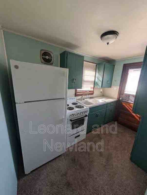 123 Burley St - Photo 3 of 6