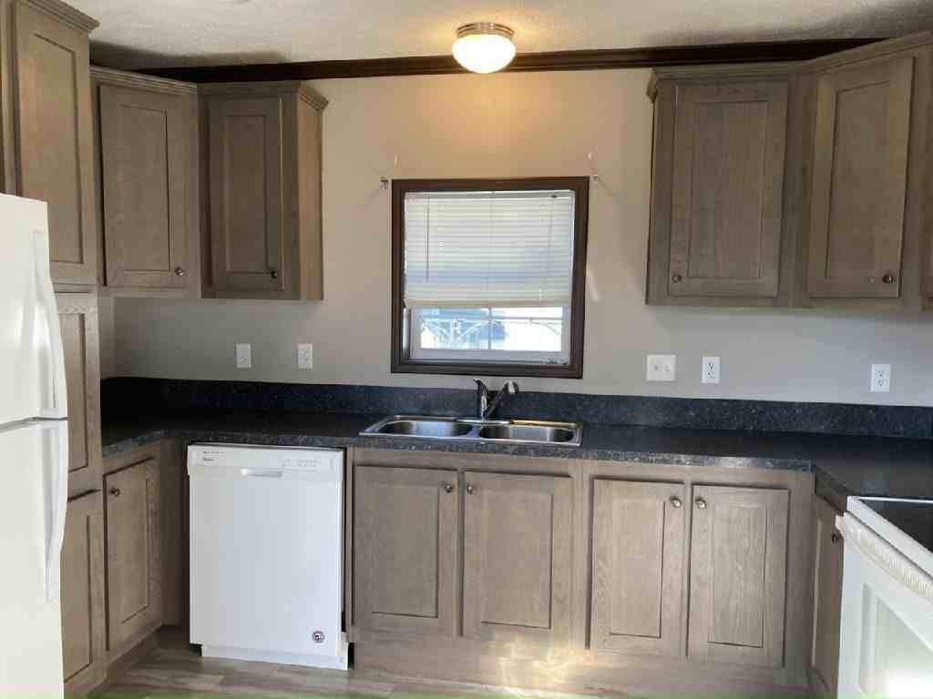 79 Juniper Ct - Photo 2 of 29