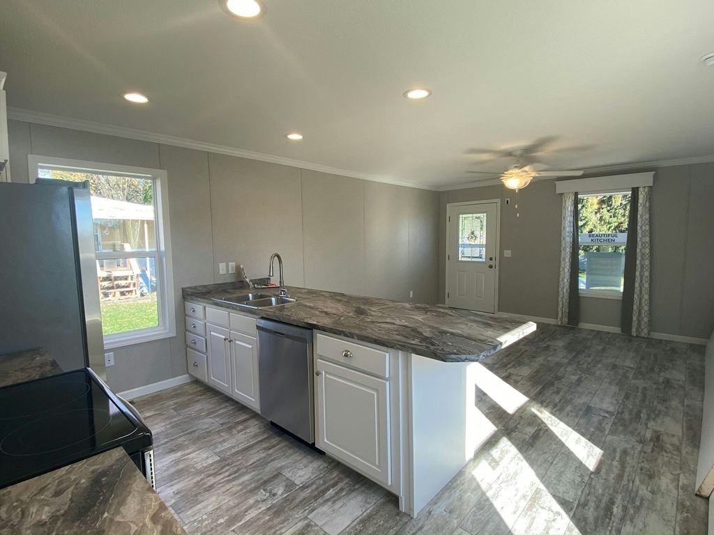 129 W Zimmer Dr - Photo 3 of 25