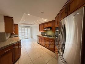 512 Esplanade #204 - Photo 1 of 1