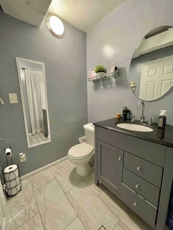 8406 12th Ave - Photo 3 of 7